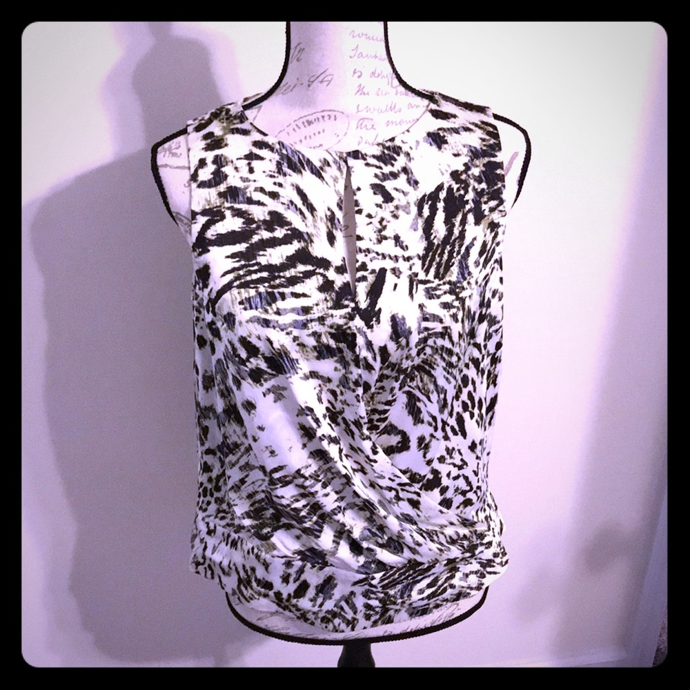 Sleeveless top